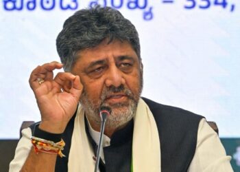 ಬಸ್ ಪ್ರಯಾಣಿಕರಿಗೆ ದರ ಏರಿಕೆ ಬಿಸಿ: ಸಾರಿಗೆ ಸಂಸ್ಥೆಗಳ ಉಳಿವಿಗೆ ದರ ಏರಿಕೆ ಅನಿವಾರ್ಯ – ಡಿಕೆ ಶಿವಕುಮಾರ್