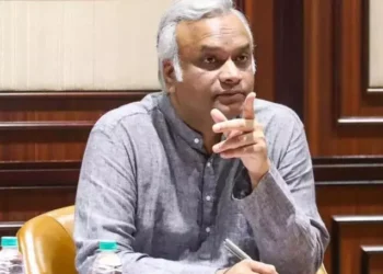 ಬಿಜೆಪಿ ಗೆಲ್ಲಿಸಲು ಚುನಾವಣಾ ಆಯೋಗದ ಸಂಚು: ಆಯೋಗ ಕೇಂದ್ರದ ಕಪಿಮುಷ್ಠಿಯಲ್ಲಿದೆ – ಪ್ರಿಯಾಂಕ್ ಖರ್ಗೆ ಸ್ಫೋಟಕ ಆರೋಪ