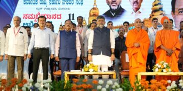 NPS ಗೆ ಎಳ್ಳುನೀರು OPS ಜಾರಿಗೆ ಮುಹೂರ್ತ ಫಿಕ್ಸ್- ಓಪಿಎಸ್ ಜಾರಿಯ ಐತಿಹಾಸಿಕ ಘೋಷಣೆ ಮಾಡಿದ  ಡಿಕೆ ಶಿವಕುಮಾರ್