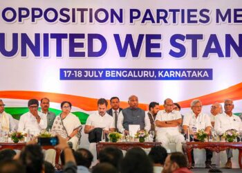 ಪ್ರಜಾಪ್ರಭುತ್ವದ ಕೊನೆಯ ಭರವಸೆ ನ್ಯಾಯಾಂಗ ಮಾತ್ರ- ನ್ಯಾಯಾಂಗ ಸ್ಪಂದಿಸದಿದ್ದರೆ ಗಣರಾಜ್ಯದ ಪತನ ನಿಶ್ಚಿತ: ಸಿಜೆಐ ಸೂರ್ಯ ಕಾಂತ್ ಅವರಿಗೆ ಇಂಡಿಯಾ ಒಕ್ಕೂಟದ ಗಂಭೀರ ಎಚ್ಚರಿಕೆ!