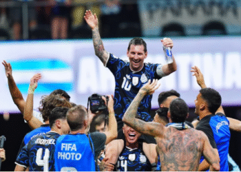 Argentina celebrate reaching back-to-back final