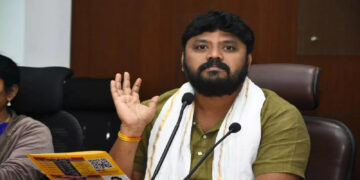 ಯುವಕರಿಗೂ ಮಂತ್ರಿ ಭಾಗ್ಯ ಸಿಗಲಿ- ಸಚಿವನಾಗುವ ಆಸೆ ಬಿಚ್ಚಿಟ್ಟ ಪ್ರದೀಪ್ ಈಶ್ವರ್: ಮಂತ್ರಿ ಪದವಿ ಸಿಗದಿದ್ರೆ ಕಸ ಗೂಡಿಸಲೂ ಸಿದ್ಧ -ಪಕ್ಷನಿಷ್ಠೆ ಅಂದ್ರೆ ಇದೆ ಅಲ್ವಾ!?