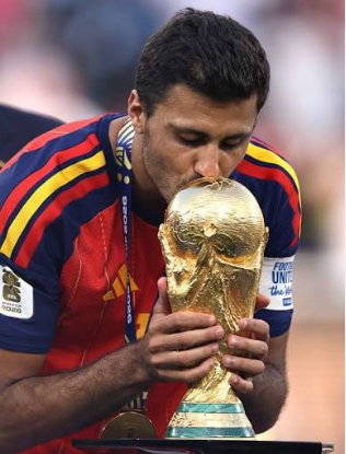 spain captain rodri with 2025 fifa world cup trophy