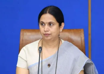 ಸಂಪುಟ ವಿಸ್ತರಣೆ ಬೆನ್ನಲ್ಲೇ ಕಾಂಗ್ರೆಸ್ನಲ್ಲಿ ಭುಗಿಲೆದ್ದ ಅಸಮಾಧಾನದ ಕಿಚ್ಚು: ತನ್ವೀರ್ ಸೇಠ್ ಮತ್ತು ಲಕ್ಷ್ಮಿ ಹೆಬ್ಬಾಳ್ಕರ್ ಬೆಂಬಲಿಗರಿಂದ ಬೀದಿಗಿಳಿದು ಪ್ರತಿಭಟನೆ