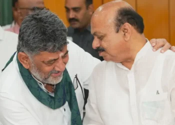 ಪರಿಷತ್ ಇತಿಹಾಸದಲ್ಲಿ ಇದೊಂದು ಕಪ್ಪು ಚುಕ್ಕೆ ಹೊರಟ್ಟಿ ರಾಜೀನಾಮೆ ಪಡೆದ ಸರ್ಕಾರದ ವಿರುದ್ಧ ಬೊಮ್ಮಾಯಿ ಕೆಂಡ