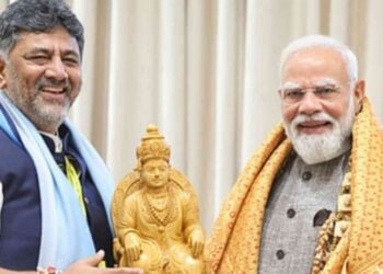ವಿಧಾನಸೌಧದಲ್ಲಿ ‘ಮೋದಿ ಮೋದಿ’ ಎಂದ ಯುವಕರು: ಮೋದಿನೇ ಡಿಕೆ ಜಪ ಮಾಡ್ತಿದ್ದಾರೆ ಎಂದ ಡಿಕೆ ಶಿವಕುಮಾರ್- ಕ್ಷಣಾರ್ಧದಲ್ಲಿ ‘ಮೋದಿ ಮೋದಿ’ ಕೂಗು ‘ಡಿಕೆ ಡಿಕೆ’ಯಾಗಿ ಬದಲಾಯ್ತು