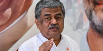 ‘ವಂದೇ ಮಾತರಂ’ ಮೊದಲ ಎರಡು ಪ್ಯಾರಾಗಳಷ್ಟೇ ಹಾಡುತ್ತೇವೆ: ಬಿ.ಕೆ. ಹರಿಪ್ರಸಾದ್