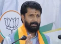 ಕಟ್ಕೊಂಡೋರು-ಇಟ್ಕೊಂಡೋರ ಖಾತೆಗೆ ಹಗರಣದ ಹಣ:ಯಾರು ಯಾರನ್ನ ಇಟ್ಕೊಂಡಿದ್ದಾರೆ ಅಂತ ಕೇಳಬೇಡಿ- ಸಚಿವ ನಾಗೇಂದ್ರ ವಿರುದ್ಧ ಸಿ.ಟಿ ರವಿ ವ್ಯಂಗ್ಯ.