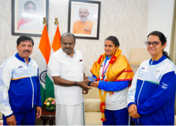 hd-kumaraswamy-honours-para-athlete-shilpa-k-shaila-commonwealth-games-bronze-medalist