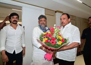 ಸಿದ್ದರಾಮಯ್ಯ ಹೊಗಳಿದ್ರು ಆದ್ರೆ ಮಂತ್ರಿ ಸ್ಥಾನ ನೀಡಲಿಲ್ಲ : ಸಮಾಧಾನಗೊಳ್ಳುವ ಪ್ರಶ್ನೆಯೇ ಇಲ್ಲ ಸಚಿವ ಸ್ಥಾನಕ್ಕಾಗಿ ಹಿರಿಯ ಶಾಸಕ ಎಂ ಕೃಷ್ಣಪ್ಪ ಬಿಗಿಪಟ್ಟು