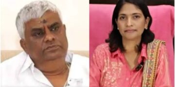 ನಾನು ಐಎಎಸ್ ಓದಿಲ್ಲದಿರಬಹುದು ಆದರೆ 6 ಬಾರಿ ಶಾಸಕ: ಜನಪ್ರತಿನಿಧಿಗಳನ್ನೇ ಹಗುರವಾಗಿ ಕಂಡರೆ ಸಹಿಸಲ್ಲ- ಡಿಸಿ ಲತಾಕುಮಾರಿಗೆ ರೇವಣ್ಣ ಖಡಕ್ ವಾರ್ನಿಂಗ್.