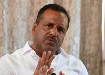 ಜನಸಾಮಾನ್ಯರ ತೆರಿಗೆ ಹಣ ವ್ಯರ್ಥ ಮಾಡಬೇಡಿ: ನಾಗೇಂದ್ರ ಮರು ಸೇರ್ಪಡೆ ಕಾನೂನುಬದ್ಧ, ಕ್ಲೀನ್ ಚಿಟ್ ಸಿಕ್ಕ ಮೇಲೂ ಗದ್ದಲವೇಕೆ?- ಯು.ಟಿ. ಖಾದರ್ ಆಕ್ರೋಶ