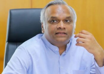 ಬ್ರಿಟಿಷರ ಸೇವೆ ಮಾಡಿದವರಿಂದ ನಾವು ದೇಶಭಕ್ತಿ ಕಲಿಯಬೇಕಿಲ್ಲ,ನೇತಾಜಿ ಸೈನ್ಯ ಕಟ್ಟುತ್ತಿದ್ದರೆ ಇವರು ಬ್ರಿಟಿಷರಿಗೆ ಸಾಥ್ ನೀಡುತ್ತಿದ್ದರು:ಇತಿಹಾಸ ಕೆದಕಿ ಬಿಜೆಪಿಯನ್ನು ಬೆತ್ತಲೆ ಮಾಡಿದ ಖರ್ಗೆ!