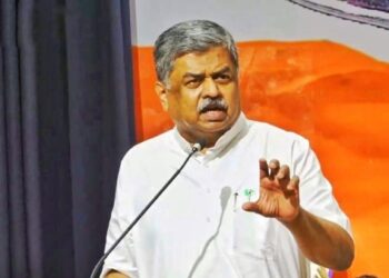 ಸುರೇಶ್ ಕುಮಾರ್ ಮೈಗೆ ಮೆತ್ತಿರುವ ಹೊಲಸು ತೊಳೆಯಲು ಈಜಿಪ್ಟ್ ಯಂತ್ರವೂ ಸಾಲದು:ಸಜ್ಜನ ಮುಖವಾಡದ ದುರ್ಜನ ಶಾಸಕ ಹರಿಪ್ರಸಾದ್ ಆಕ್ರೋಶ