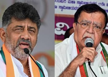 ಒಕ್ಕಲಿಗರು ಮತ ಹಾಕೋದು ದೇವೇಗೌಡರಿಗೇ ಹೊರತು ಡಿಕೆಶಿಗಲ್ಲ: ಕೆಎನ್ ರಾಜಣ್ಣ ನೀಡಿದ ಕಹಿಸತ್ಯಕ್ಕೆ ಬೆಚ್ಚಿಬಿದ್ದ ಕಾಂಗ್ರೆಸ್!-ದೇವೇಗೌಡರೇ ಒಕ್ಕಲಿಗರ ಸುಪ್ರೀಂ ಎಂದು ಸಾರಿದ ರಾಜಣ್ಣ