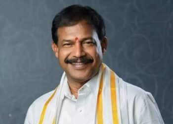 ಮಂಗಳೂರು ಸಂಪುಟ ಸಭೆ ಡಿಕೆ ಸರ್ಕಾರದ ಮಹಾ ನಾಟಕ: 32 ಸಾವಿರ ಕೋಟಿ ಘೋಷಣೆ ಕೇವಲ ಗಿಮಿಕ್ -ರಾಜ್ಯ ಸರ್ಕಾರದ ಆರ್ಥಿಕ ದಿವಾಳಿತನ ಬಿಚ್ಚಿಟ್ಟ ಸತೀಶ್ ಕುಂಪಲ