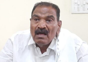 ಲಂಚಕ್ಕೆ ಧರ್ಮದ ಹಣೆಪಟ್ಟಿ ಕಟ್ಟಿದ ಸಚಿವ ಶಿವಲಿಂಗೇಗೌಡರ ವಿರುದ್ಧ ರಾಜ್ಯಪಾಲರಿಗೆ ದೂರು: ಮಂತ್ರಿ ಸ್ಥಾನಕ್ಕೆ ಕುತ್ತು ತರುತ್ತಾ ಗೌರವದ ಉಡುಗೊರೆ ಹೇಳಿಕೆ