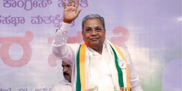 ಅಧಿಕಾರ ಇರಲಿ ಬಿಡಲಿ ಜನರ ಸೇವೆ ಮಾಡ್ತೀನಿ:2028ರ ಅಖಾಡಕ್ಕೆ ಸಿದ್ದರಾಮಯ್ಯ ಎಂಟ್ರಿ ಇರುತ್ತಾ ಅಥವಾ ಇಲ್ವಾ? ಅಭಿಮಾನಿಗಳ ಒತ್ತಾಯಕ್ಕೆ ಸೈಲೆಂಟ್ ಆದ ಹಿರಿಯ ನಾಯಕ