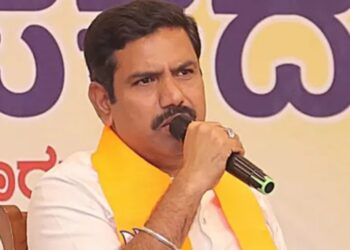 ಕೈ ಪಾಳಯಕ್ಕೆ ಬಿಗ್ ಶಾಕ್: 25 ಶಾಸಕರು ಶೀಘ್ರವೇ ಬಿಜೆಪಿ ಸೇರ್ಪಡೆ – ಕಾಂಗ್ರೆಸ್ ಮುಳುಗುತ್ತಿರುವ ಹಡಗು ಎಂದು ಲೇವಡಿ ಮಾಡಿದ ಬಿಜೆಪಿ ರಾಜ್ಯಾಧ್ಯಕ್ಷ
