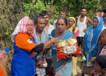 bonita-das-instamart-delivery-partner-assam-flood-relief-humanity