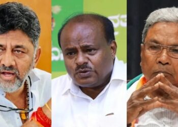 ಸಿದ್ದರಾಮಯ್ಯ ವಿರುದ್ಧವೇ ಡಿಕೆಶಿ ಸ್ಟಿಂಗ್ ಆಪರೇಷನ್ ದೆಹಲಿಯಲ್ಲಿ ನಡೆದ ಬ್ಲ್ಯಾಕ್ ಮೇಲ್ ಕಥೆ ಬಿಚ್ಚಿಟ್ಟ ಕುಮಾರಸ್ವಾಮಿ:ಸ್ಟಿಂಗ್ ಆಪರೇಷನ್ ಸ್ಪೆಷಲಿಸ್ಟ್ ಡಿ ಕೆ ಶಿವಕುಮಾರ್ ಹನಿಟ್ರಾಪ್ ಚರ್ಚೆ ಬಿಟ್ಟು ಅಭಿವೃದ್ಧಿ ಮಾಡಿ ಎಂದ ಹೆಚ್ ಡಿ ಕೆ