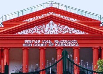 ತಂದೆಗೆ ಮಂಜೂರಾದ ಗೇಣಿ ಜಮೀನಿನಲ್ಲಿ ವಿವಾಹಿತ ಹೆಣ್ಣುಮಕ್ಕಳಿಗೂ ಪಾಲು: ಹೈಕೋರ್ಟ್ ಮಹತ್ವದ ತೀರ್ಪು