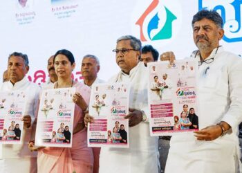 ಗೃಹಲಕ್ಷ್ಮೀ, ಗೃಹಜ್ಯೋತಿ ಯೋಜನೆಗಳ ಪರಿಷ್ಕರಣೆ: 1.22 ಕೋಟಿ ಮಹಿಳೆಯರಿಗೆ ₹79,404 ಕೋಟಿ ವಿತರಣೆ ಎಂದ ಎಚ್‌.ಎಂ. ರೇವಣ್ಣ