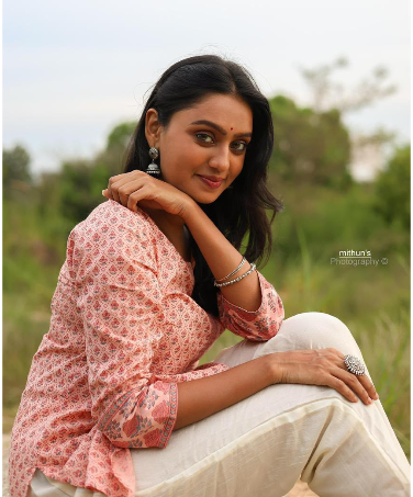 bhavanthara-tanvi-rao-lakshmi-baramma-sandalwood-debut